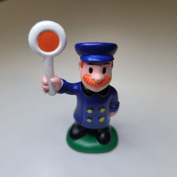 Vintage Train Towns People Plastic 2 Inch Cargo Mechanic Business Commute Play - Picture 2 of 8